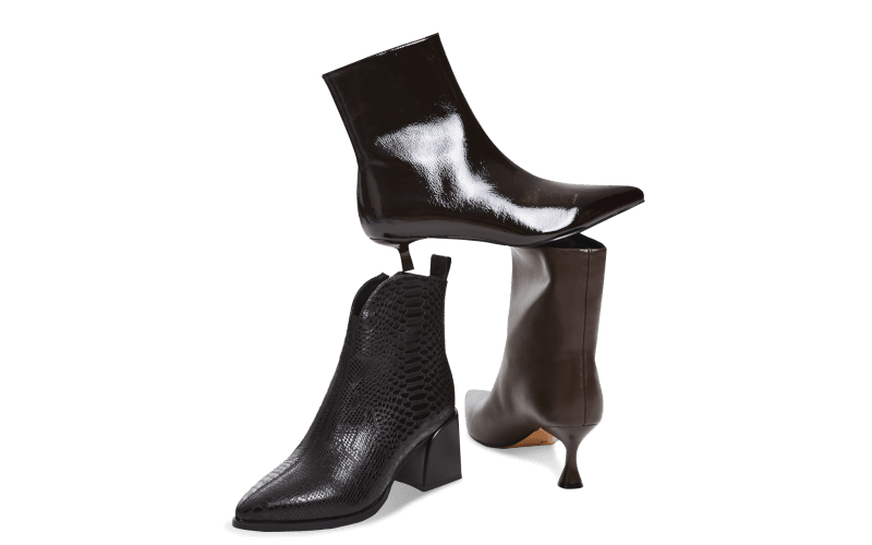 Скидка 50% на обувь и аксессуары