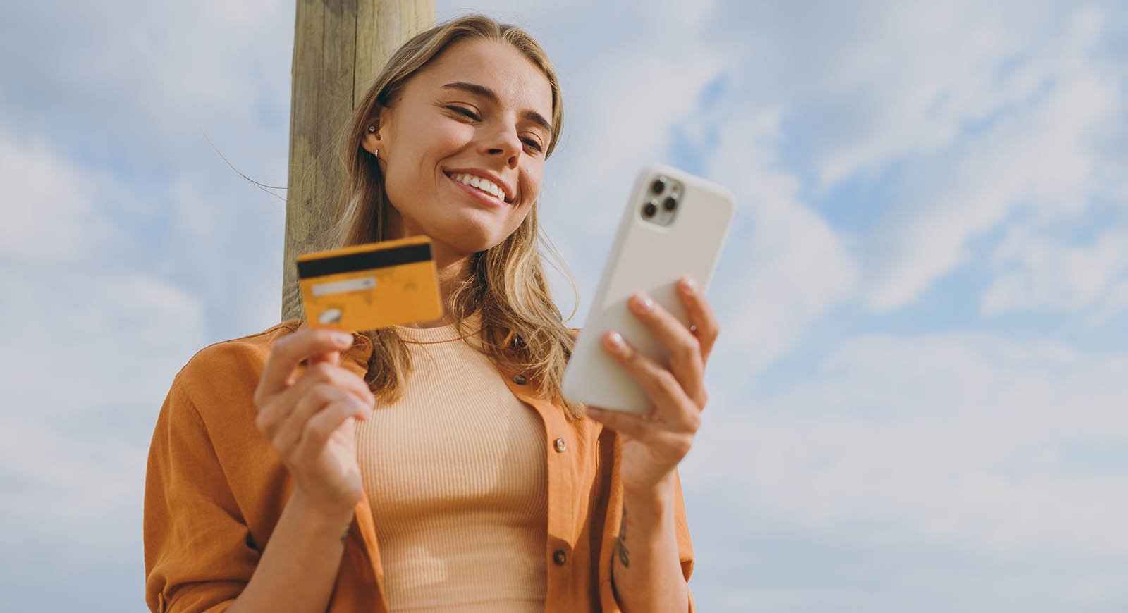 Срок действия банковской карты истек